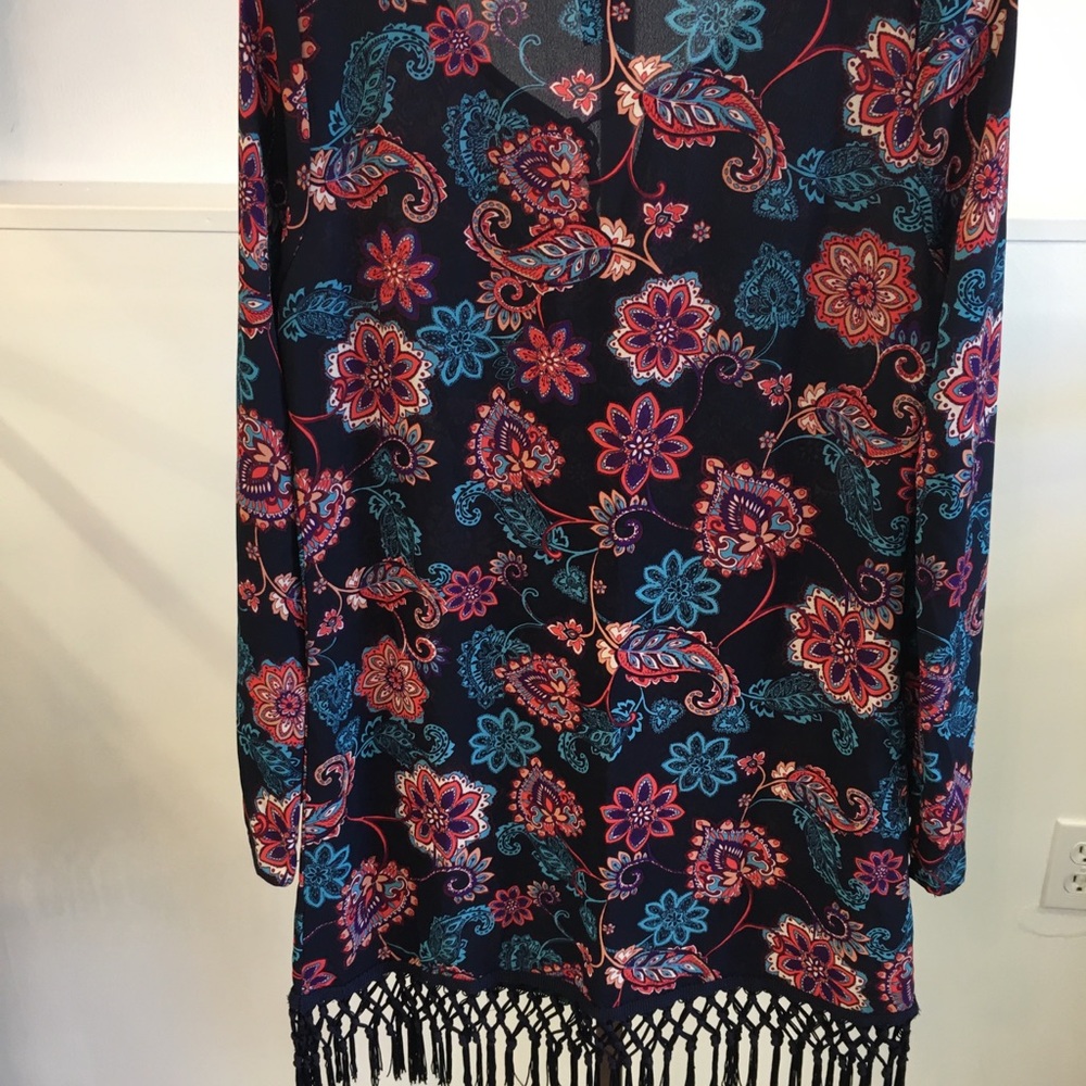 Multi color Top - Picture 2 of 3